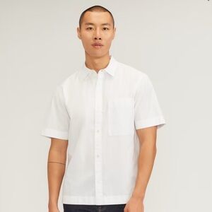 Everlane short sleeve shirt